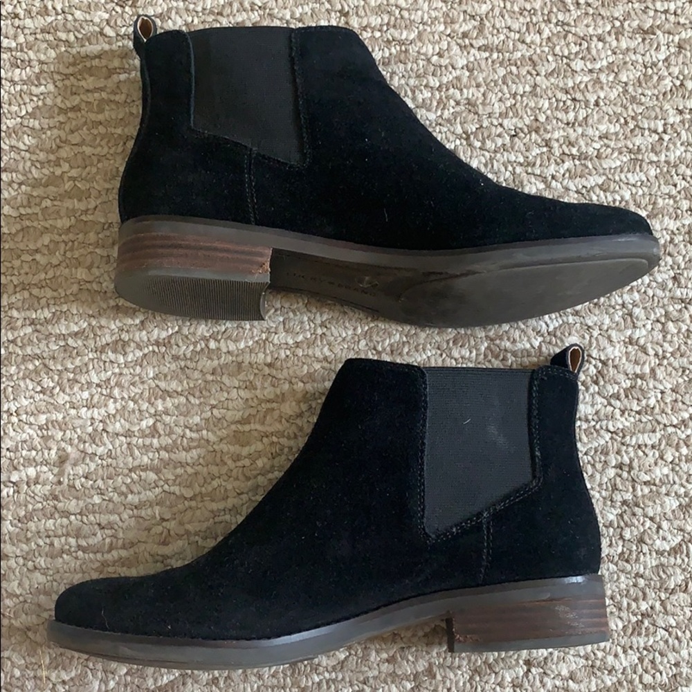 lucky brand black suede booties